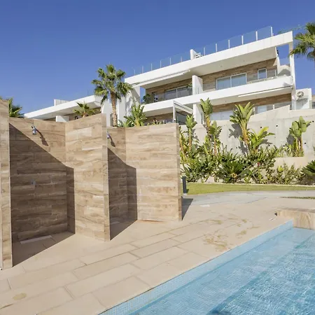 Campana Garden 52 *
